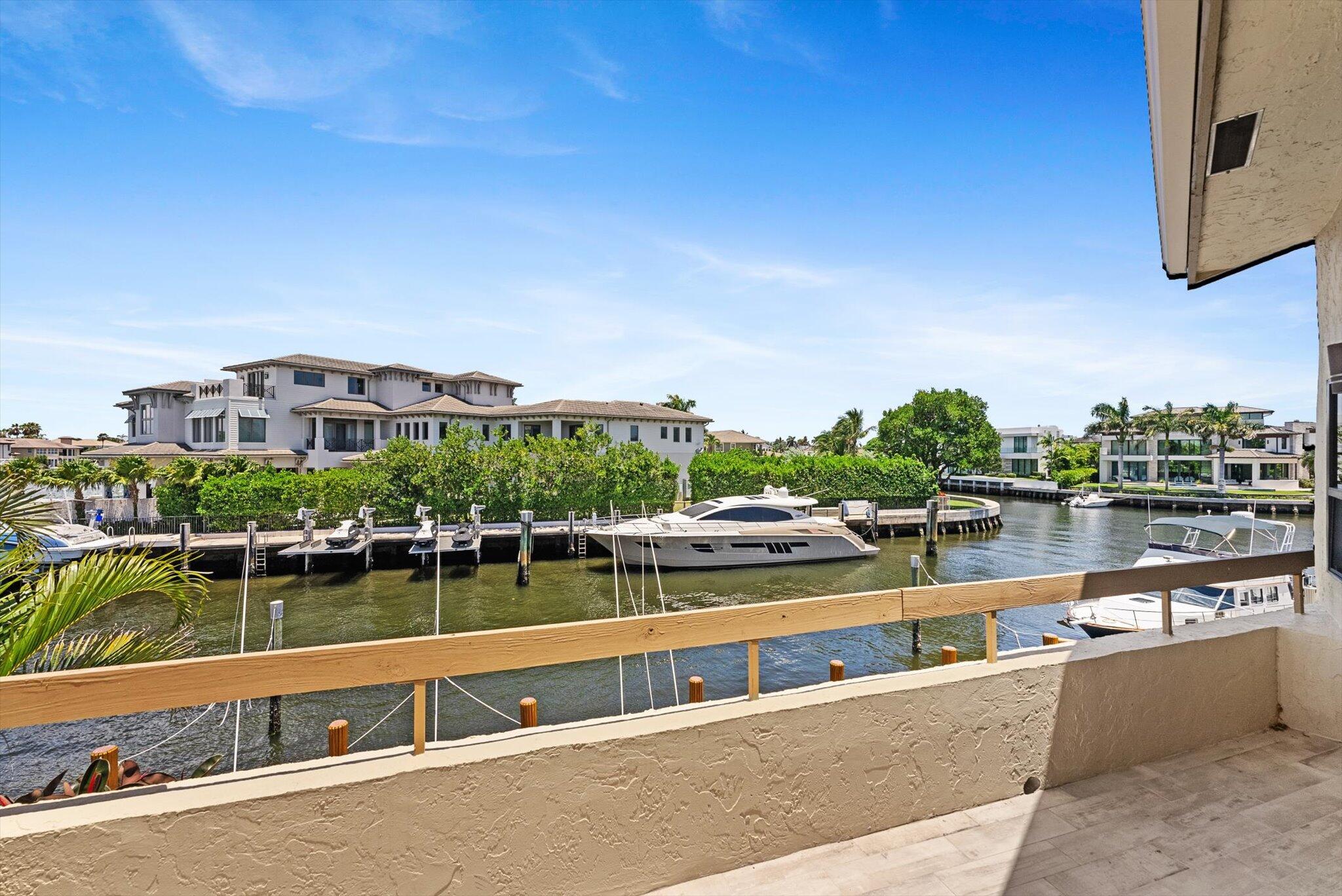 1013 Bel Air Drive 1