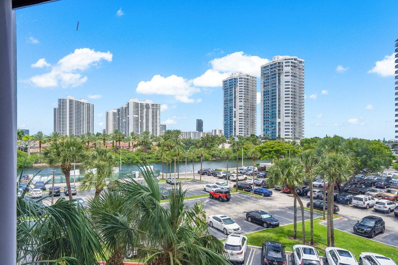 3731 N Country Club Drive Drive 428