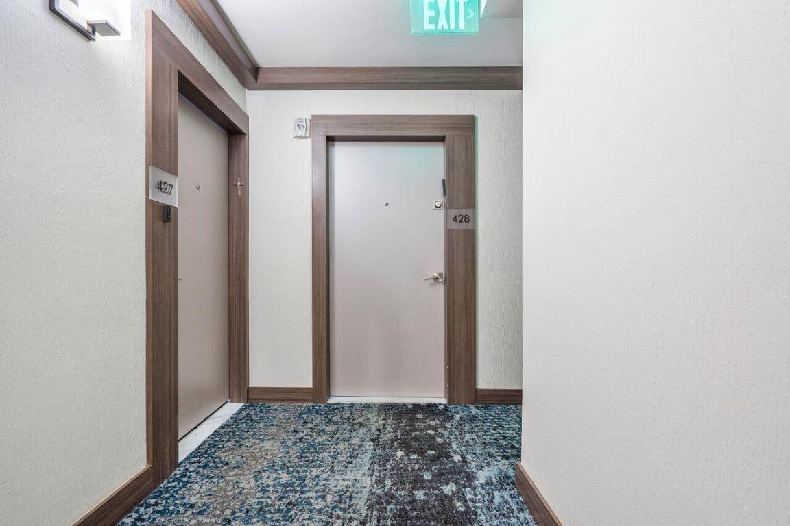 3731 N Country Club Drive Drive 428