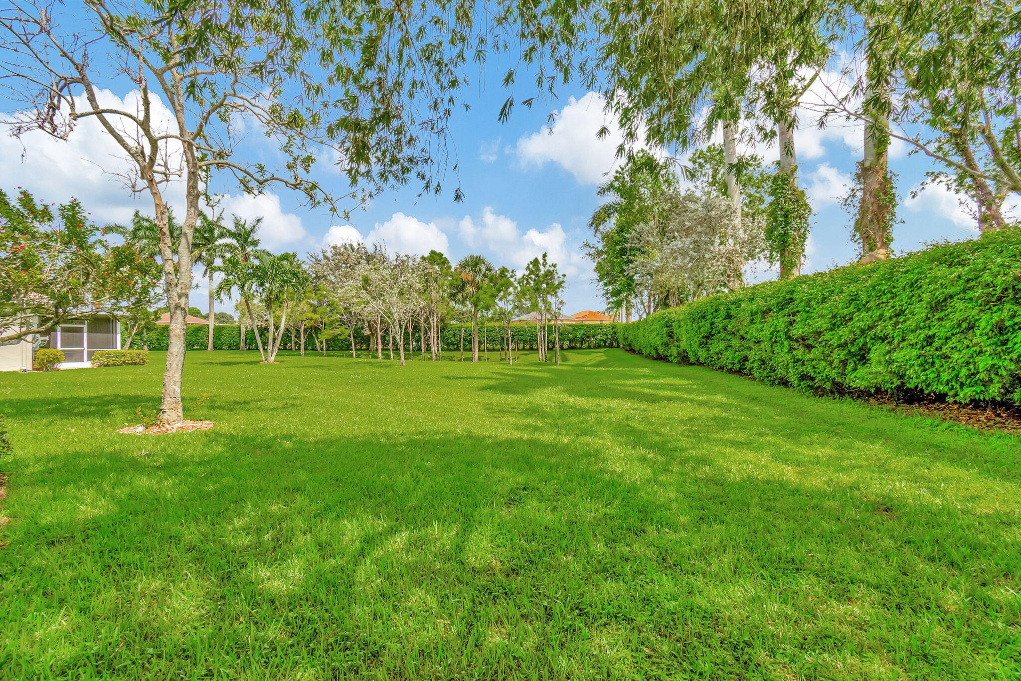 10704 Royal Caribbean Circle