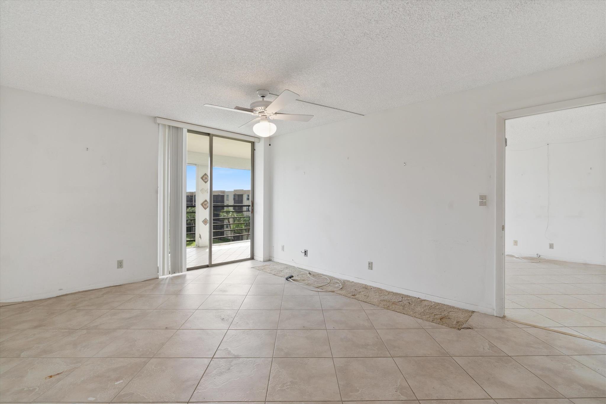 5340 NW 2nd Avenue Ph-29