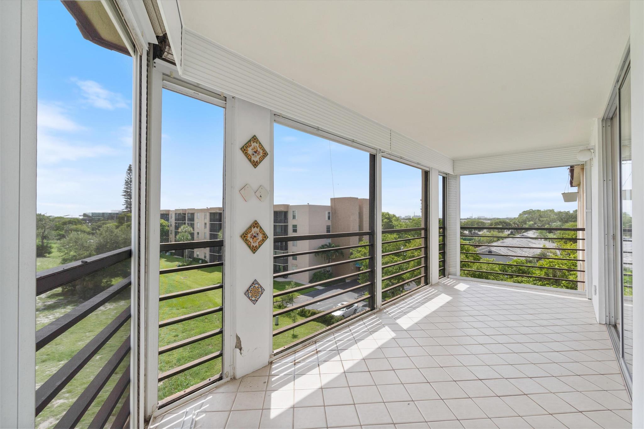 5340 NW 2nd Avenue Ph-29