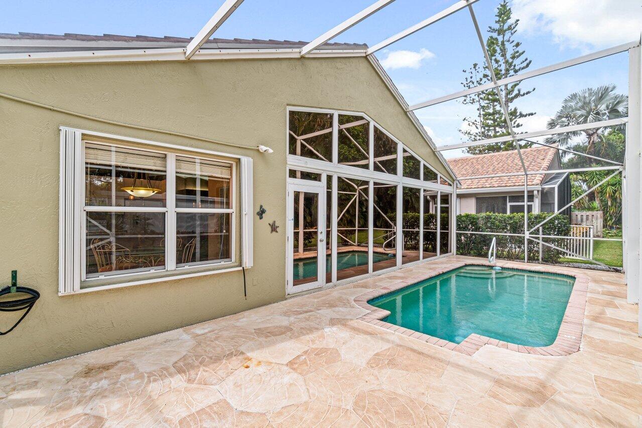 10355 Utopia Circle N