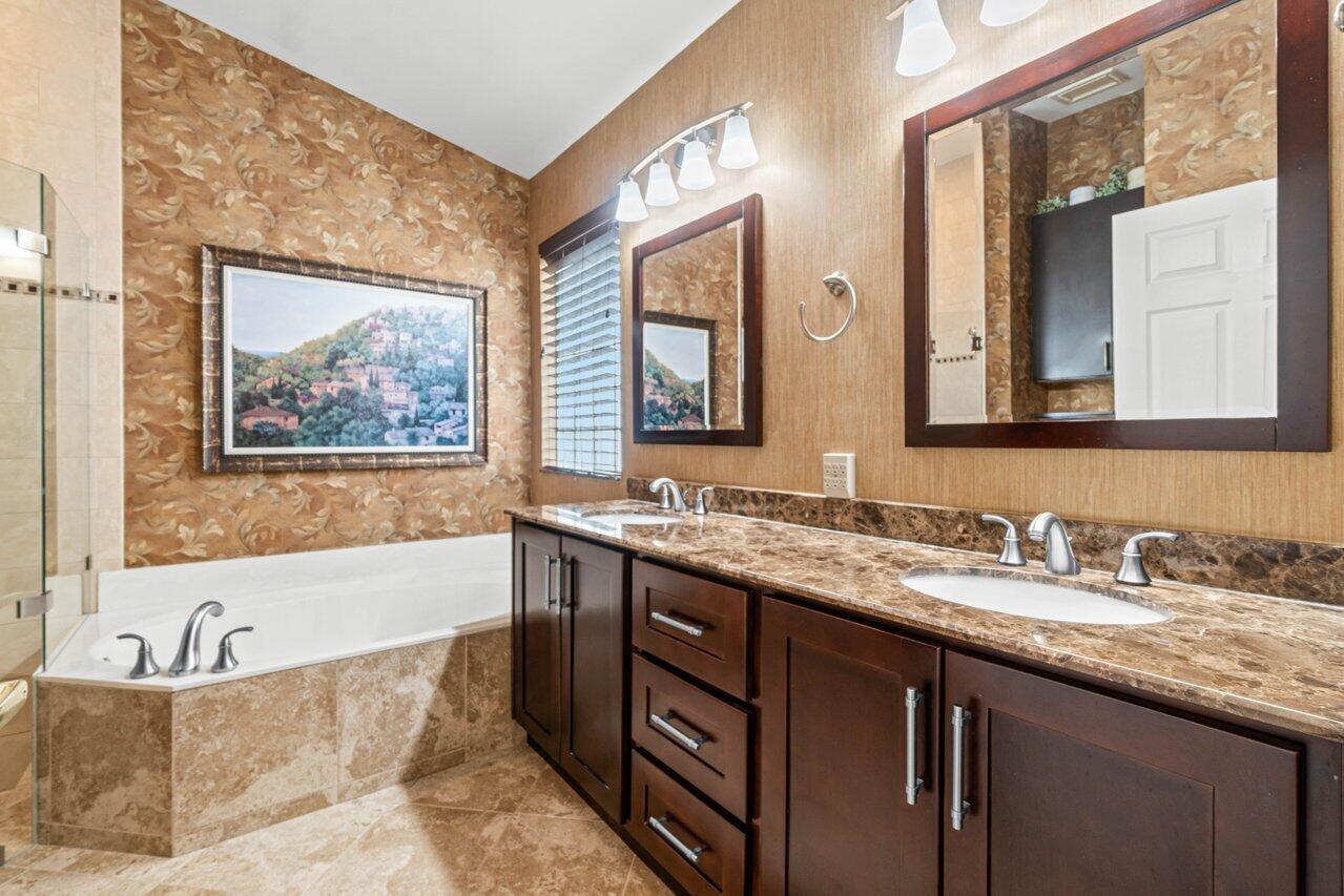 10355 Utopia Circle N