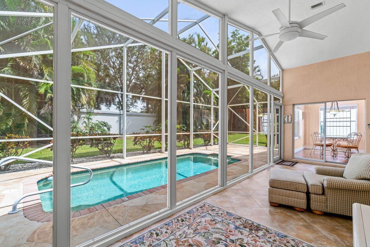 10355 Utopia Circle N