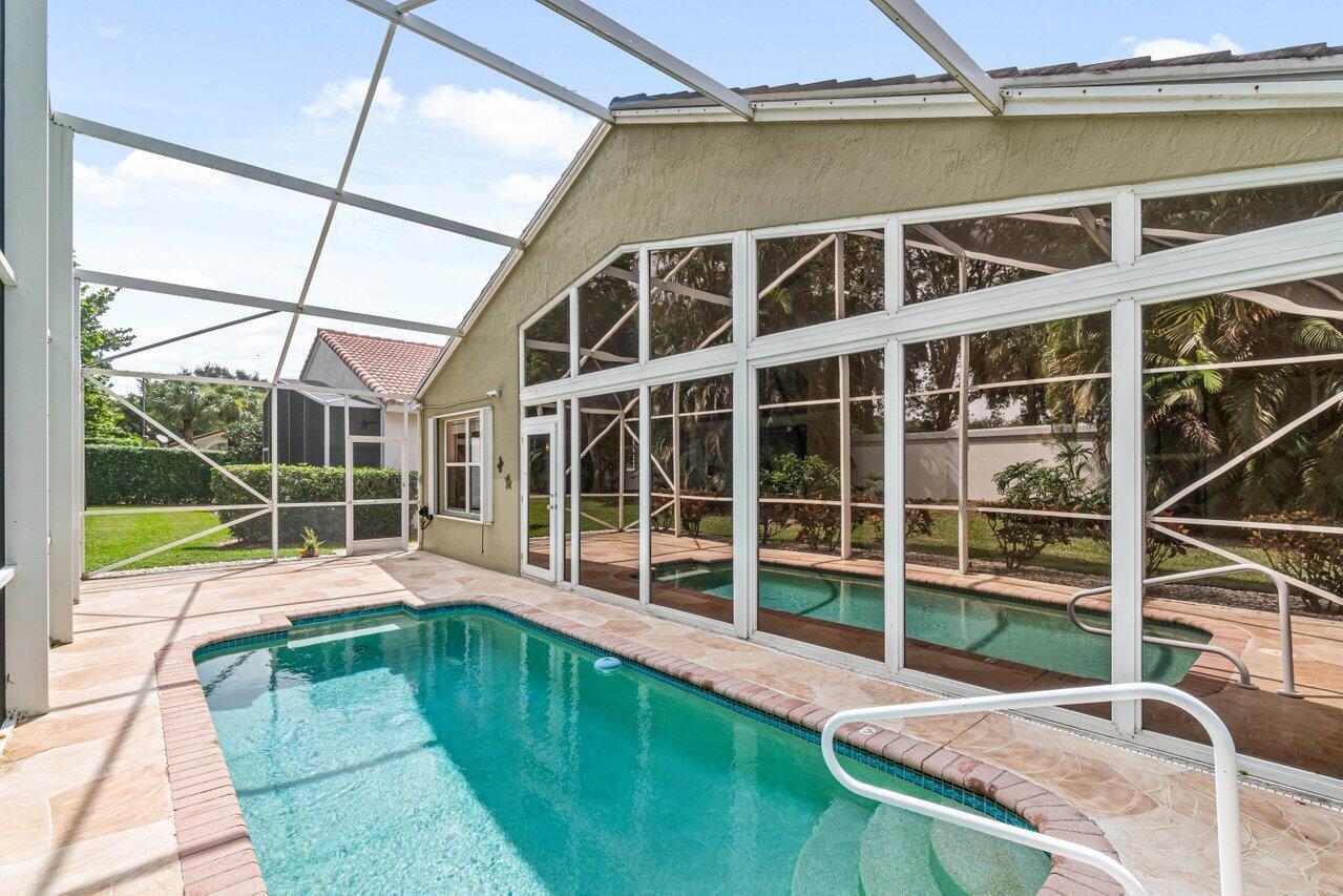 10355 Utopia Circle N