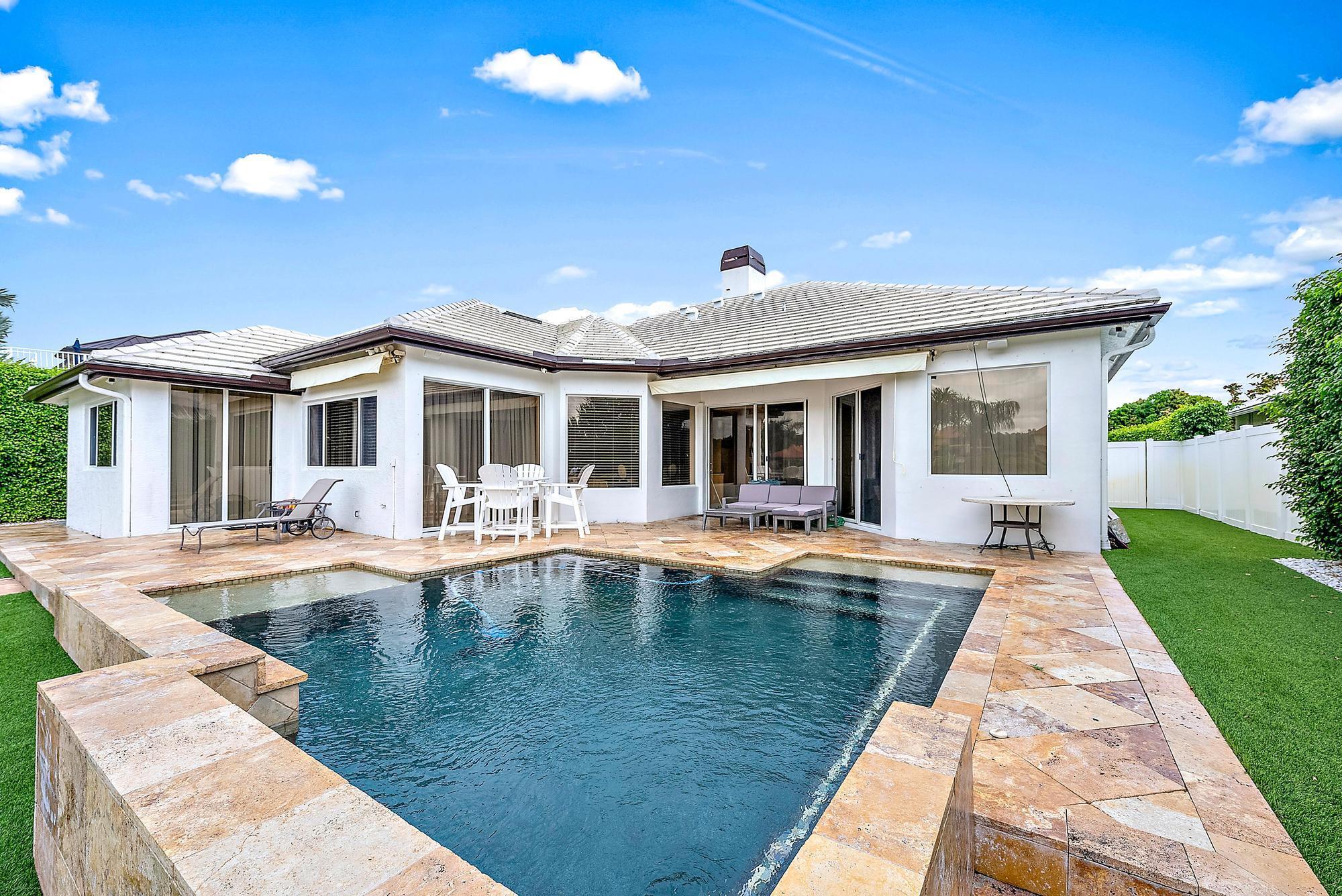 2117 N Suzanne Circle