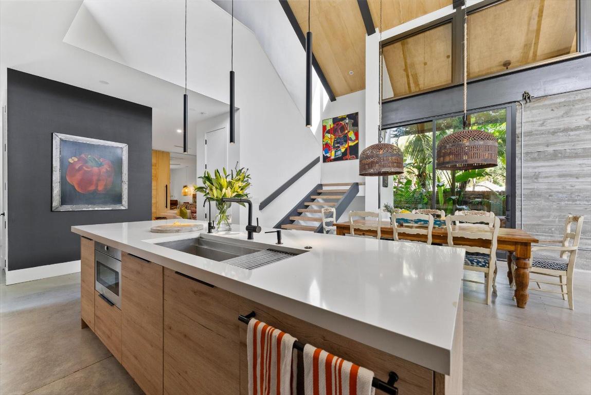 105 George Bush Boulevard