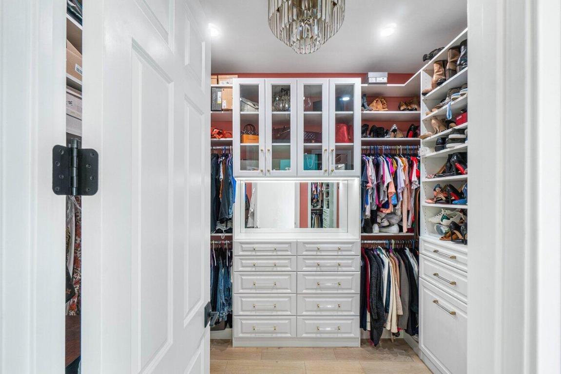 17016 Cappuccino Way