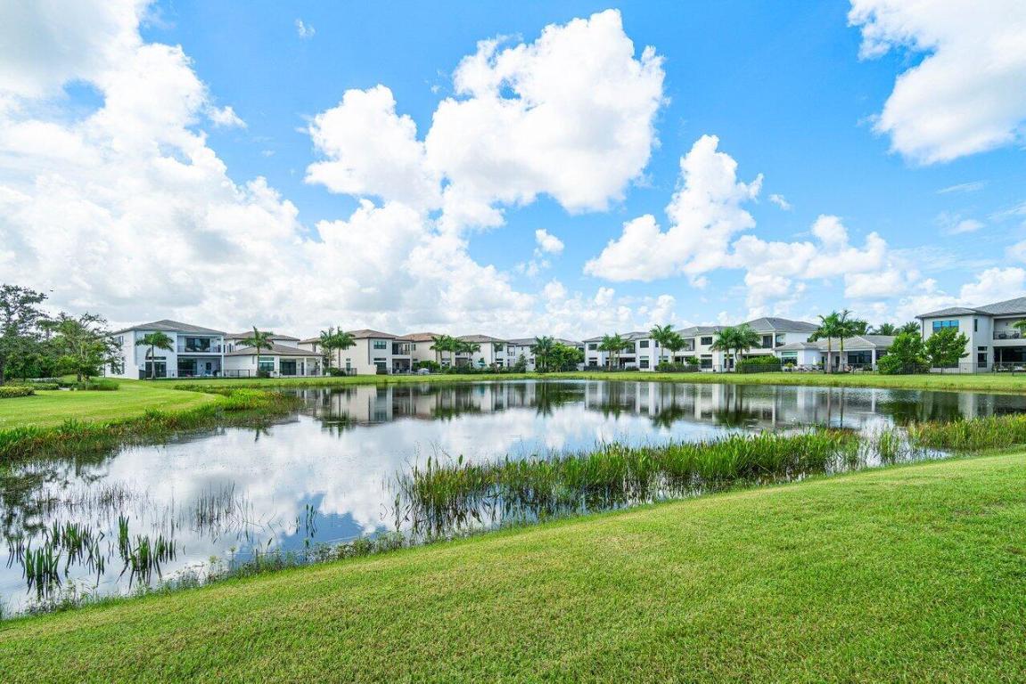 17016 Cappuccino Way