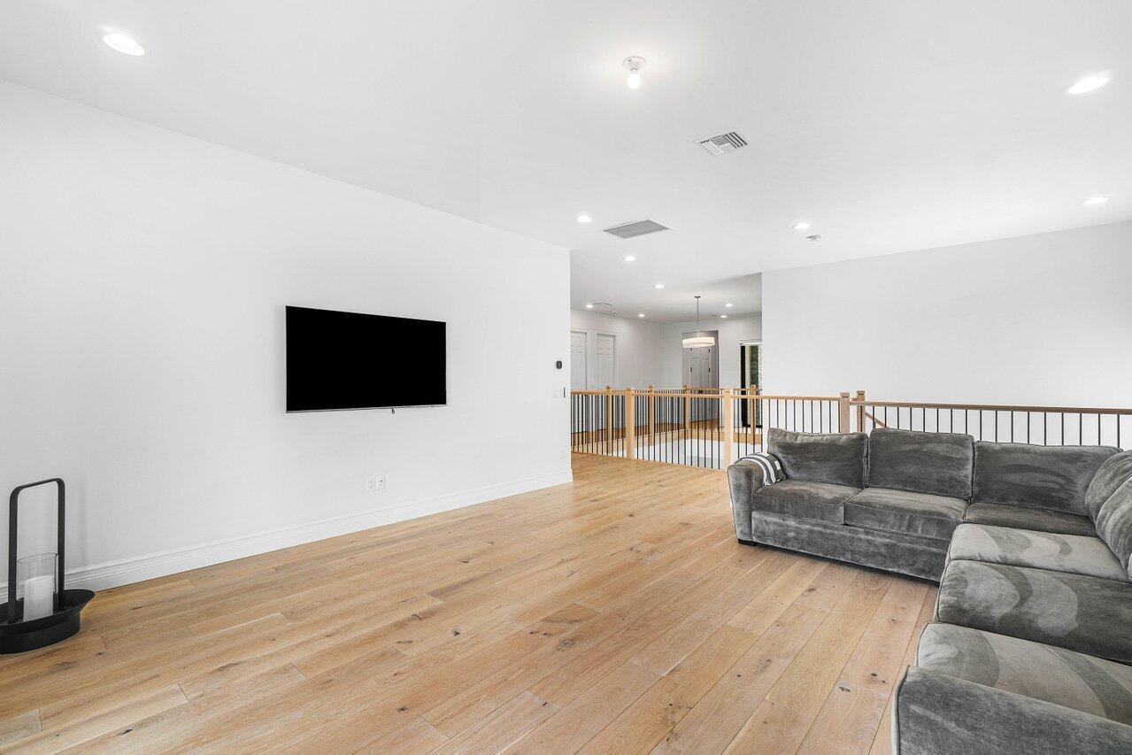 17016 Cappuccino Way