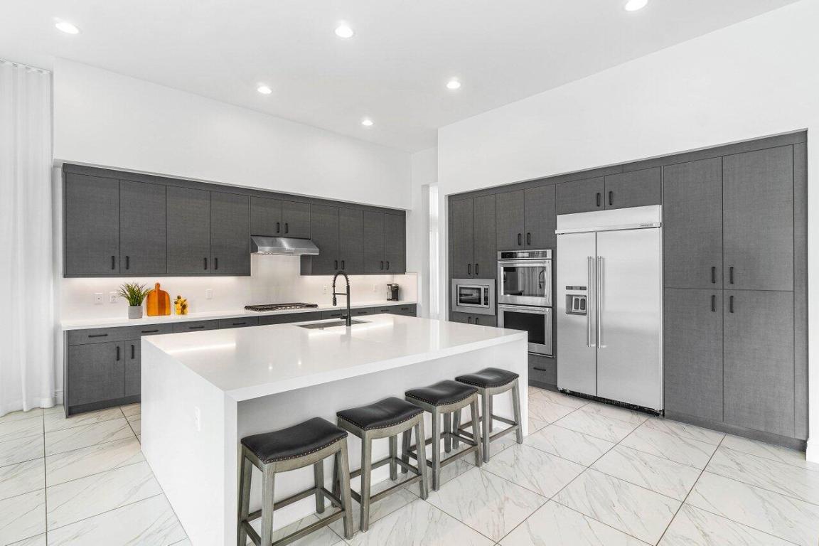 17016 Cappuccino Way