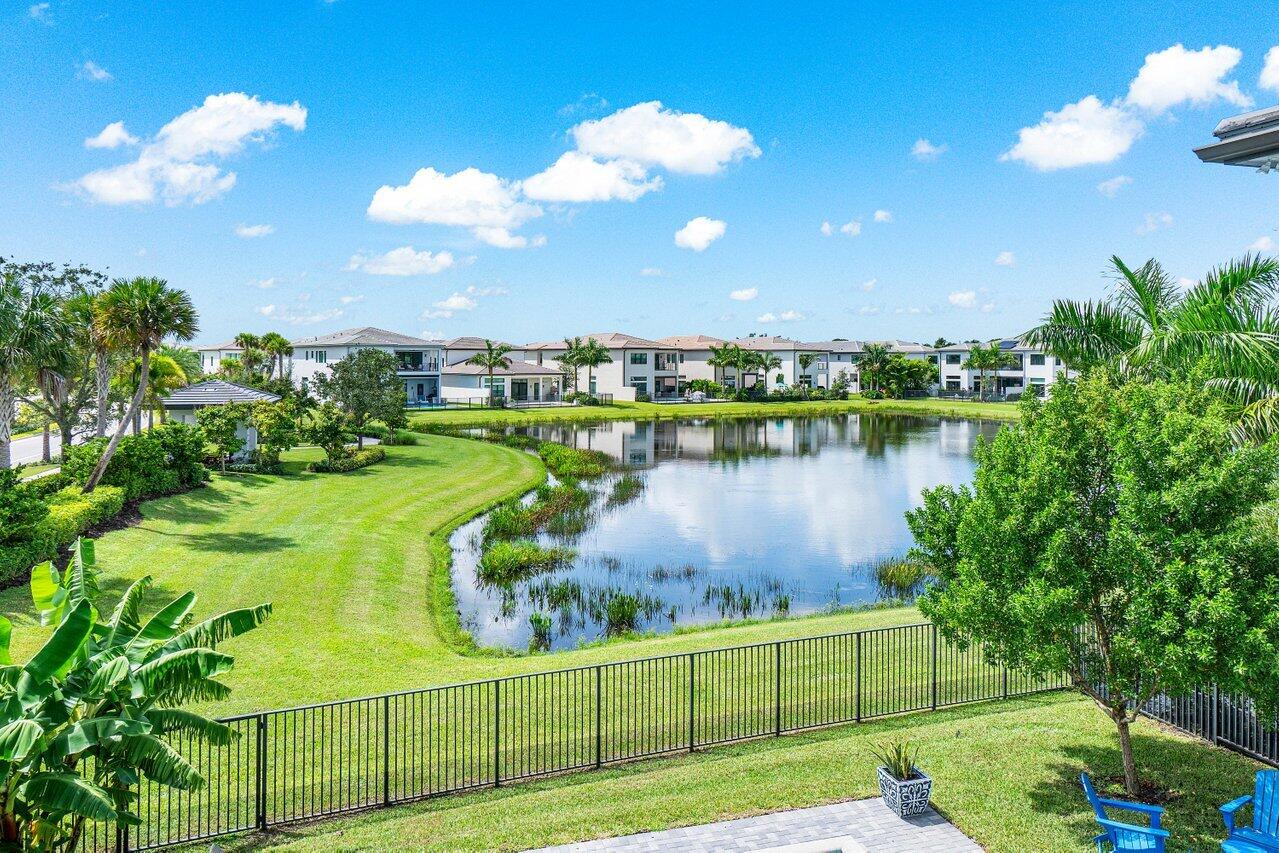 17016 Cappuccino Way