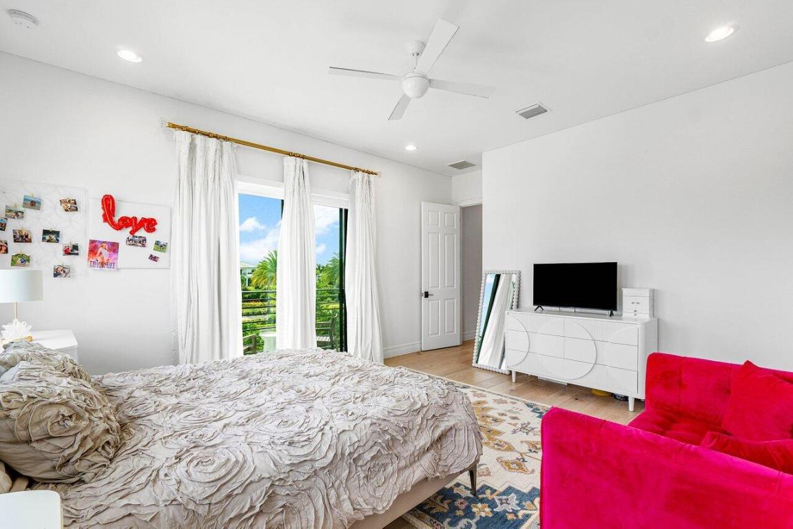 17016 Cappuccino Way