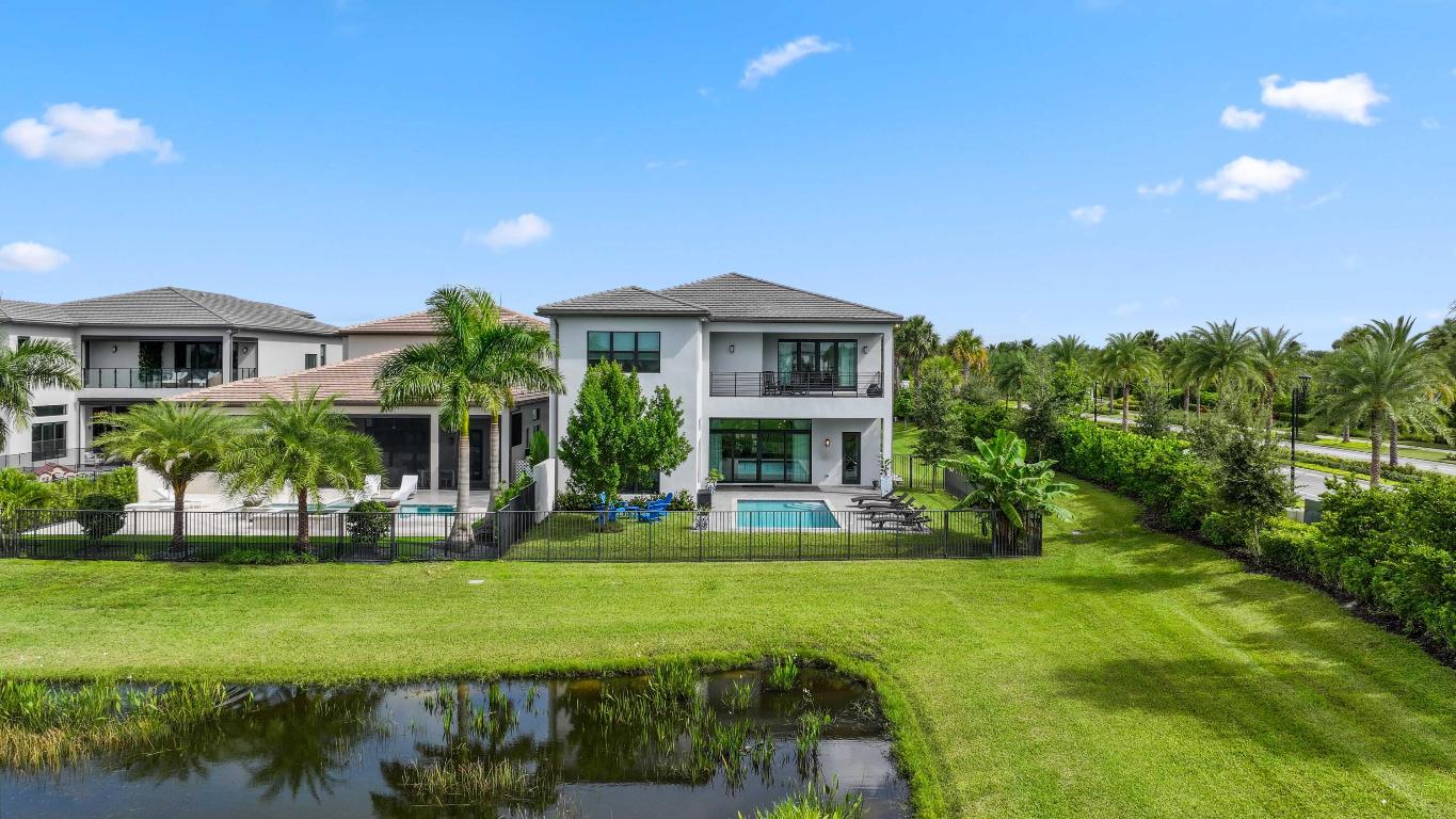 17016 Cappuccino Way