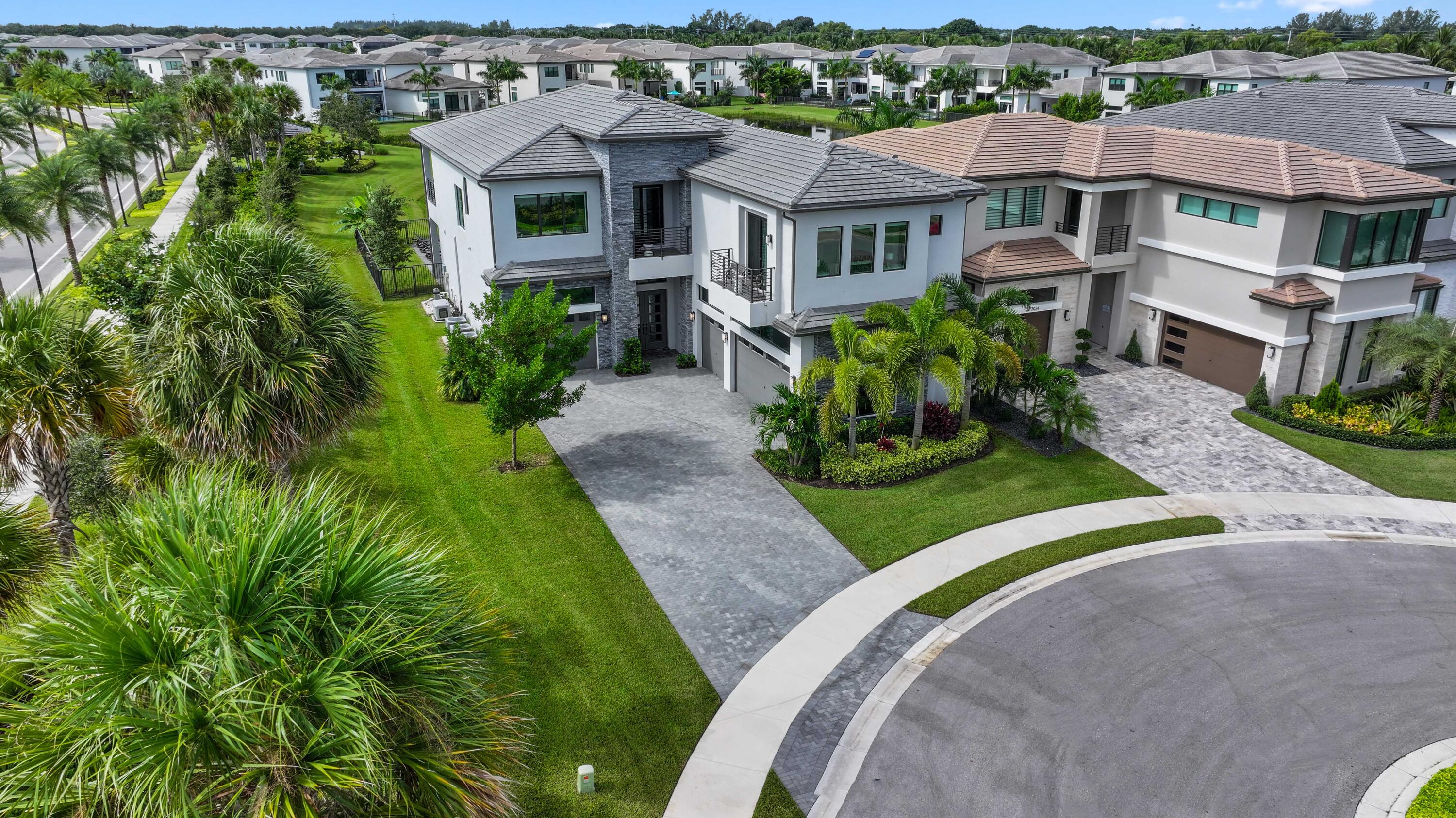 17016 Cappuccino Way