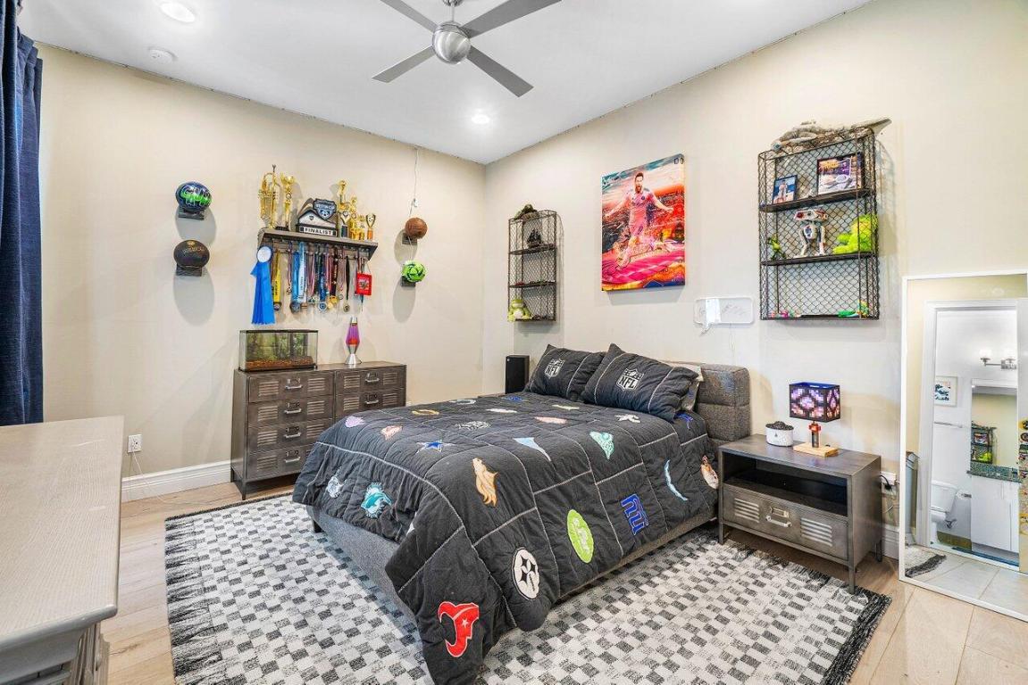 17016 Cappuccino Way