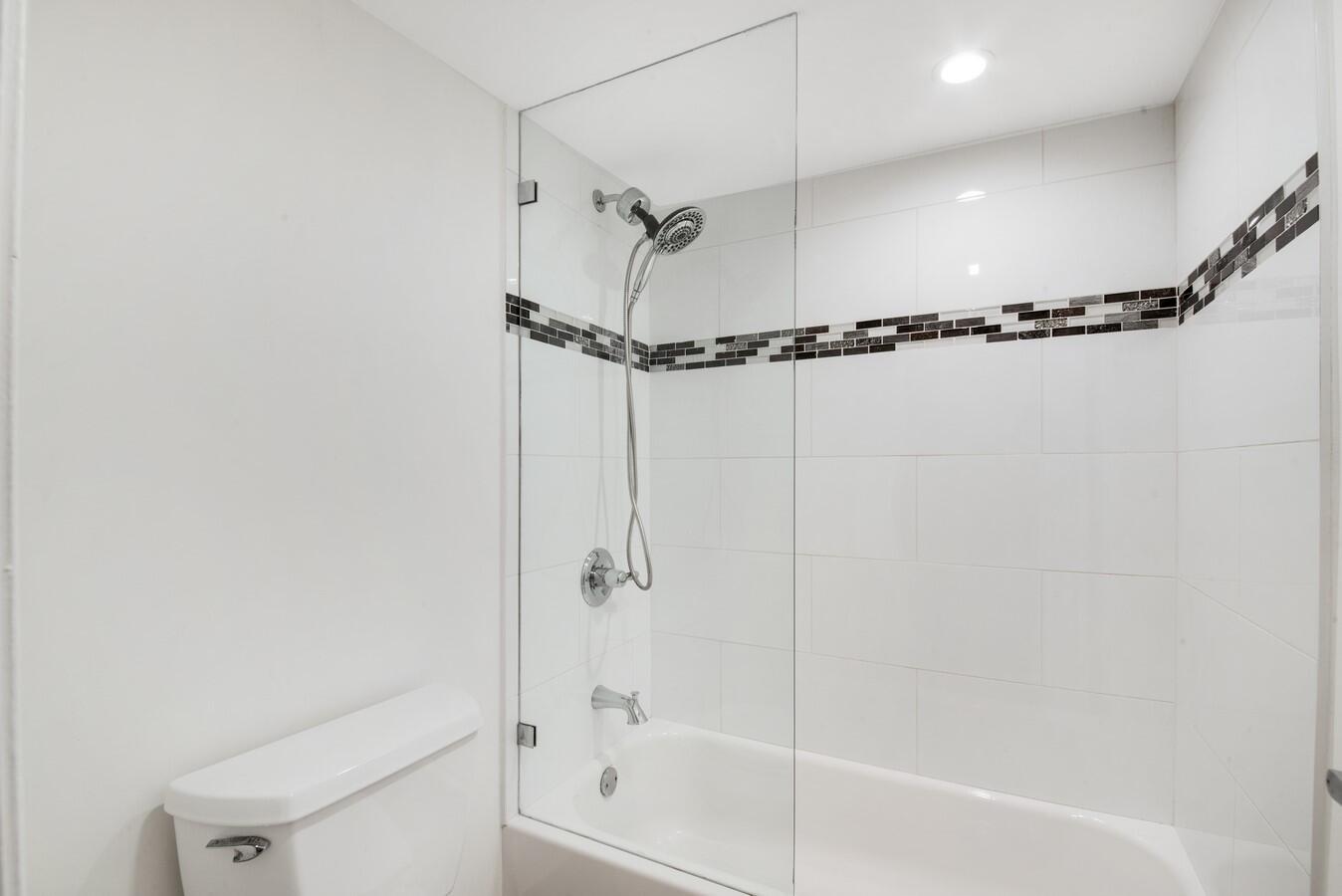 1147 Hillsboro Mile 505, Hillsboro Beach Unit: 505