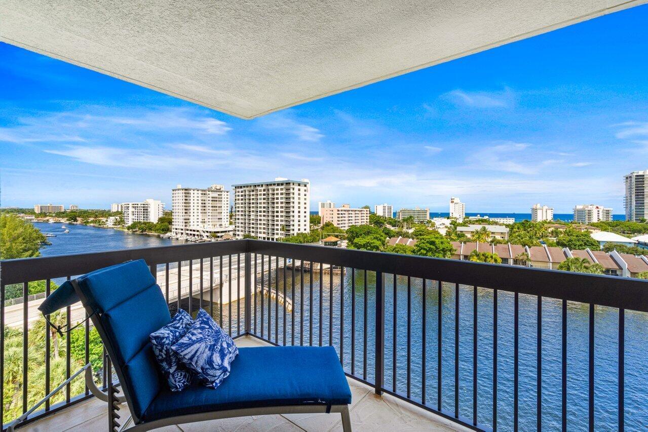 2900 NE 14th St Causeway 807