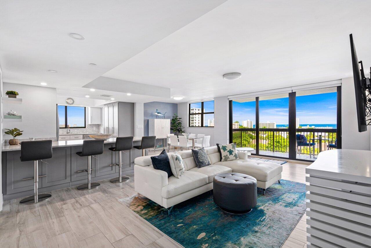 2900 NE 14th St Causeway 807