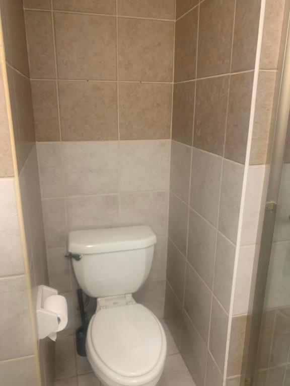 2935 NE 163rd Street 3m, North Miami Beach Unit: 3m