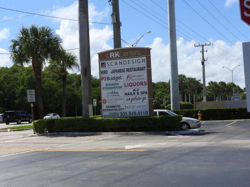 2935 NE 163rd Street 3m, North Miami Beach Unit: 3m