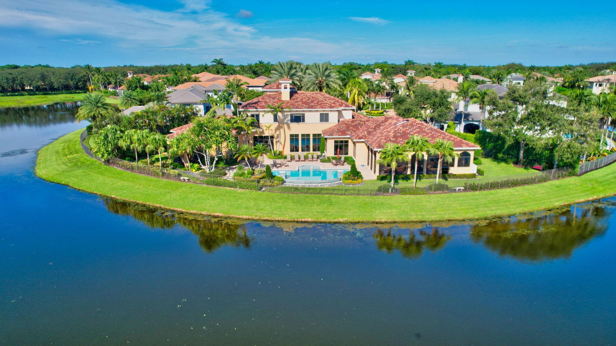 9230 Este Lago Drive