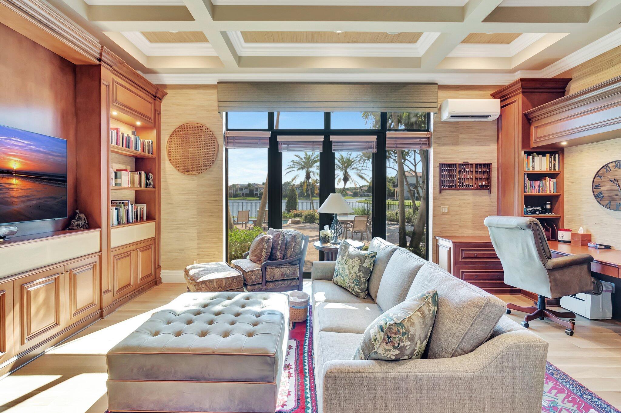 9230 Este Lago Drive