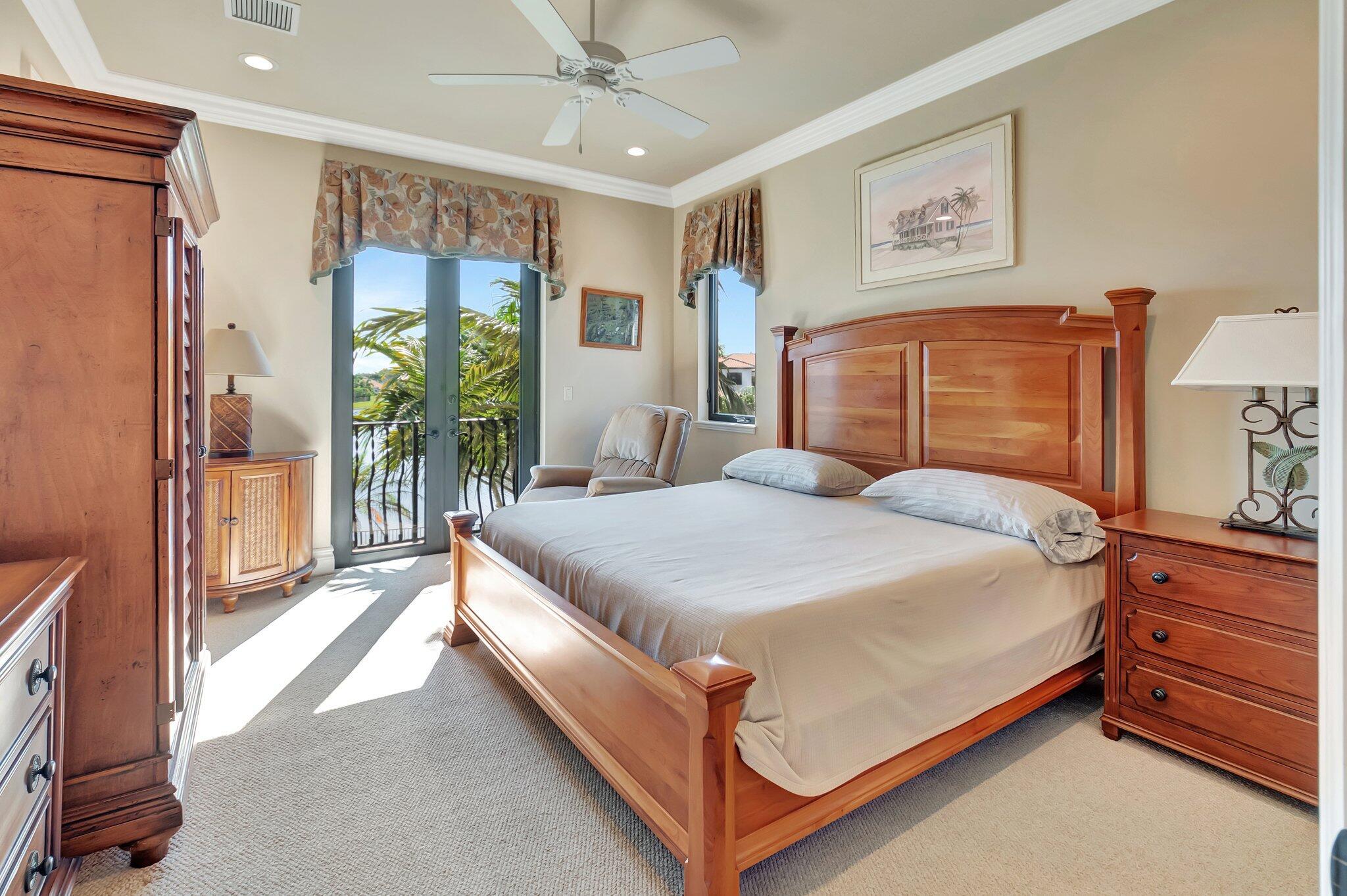 9230 Este Lago Drive