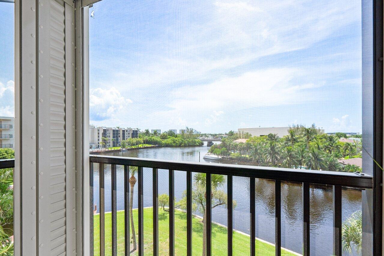 13 Royal Palm Way 501, Boca Raton Unit: 501