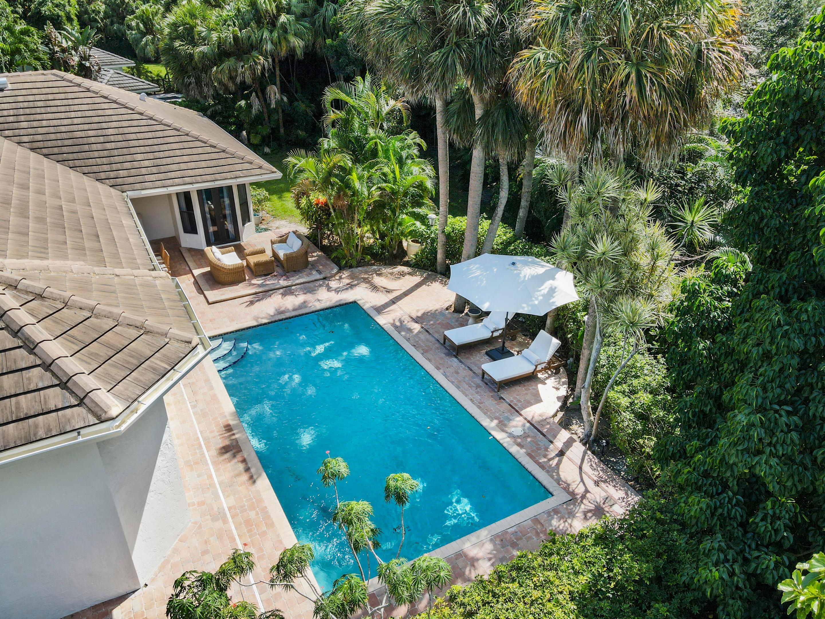 1925 Parkside Circle South Circle S