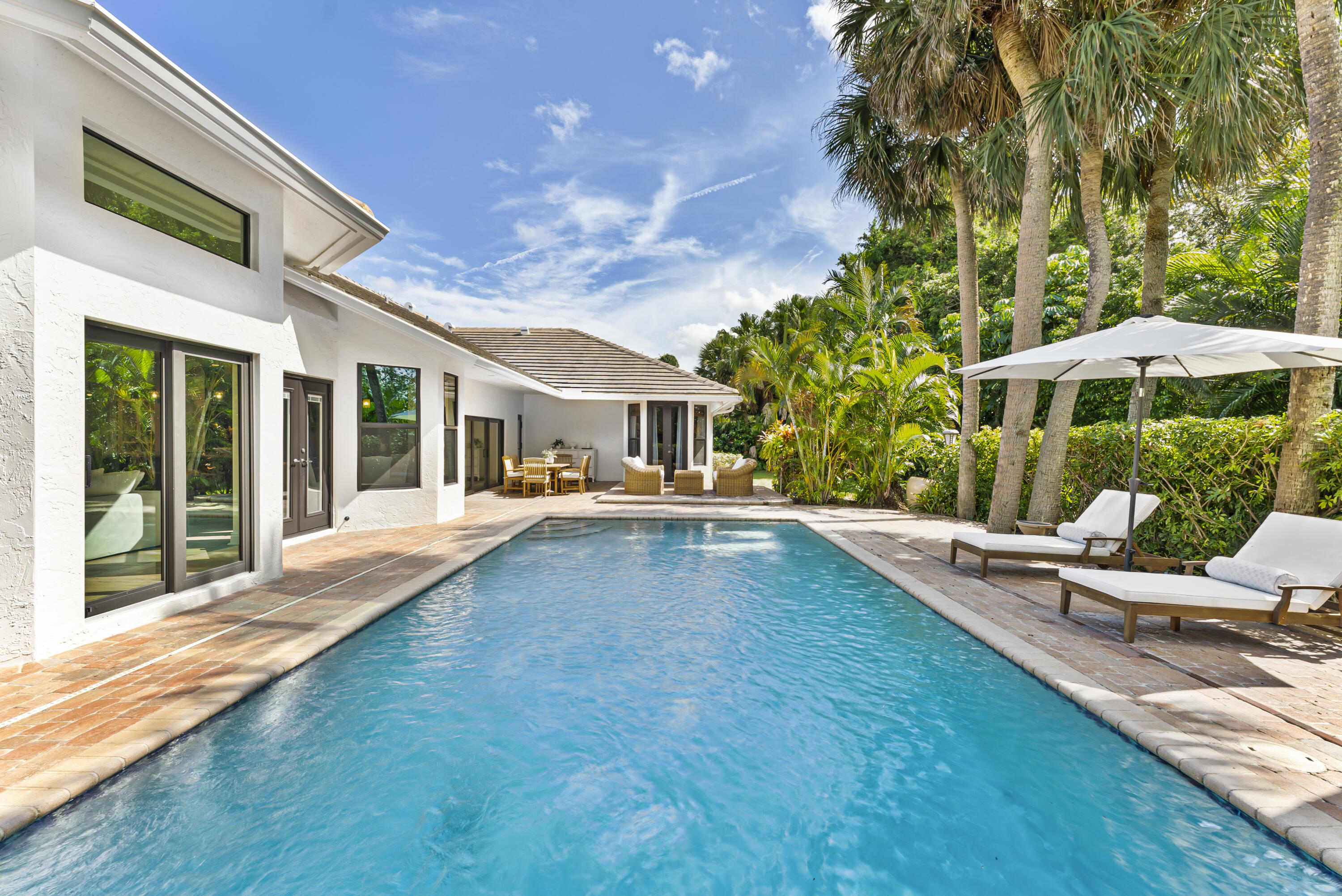 1925 Parkside Circle South Circle S