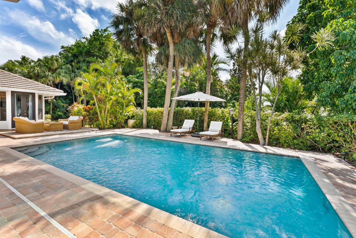 1925 Parkside Circle South Circle S