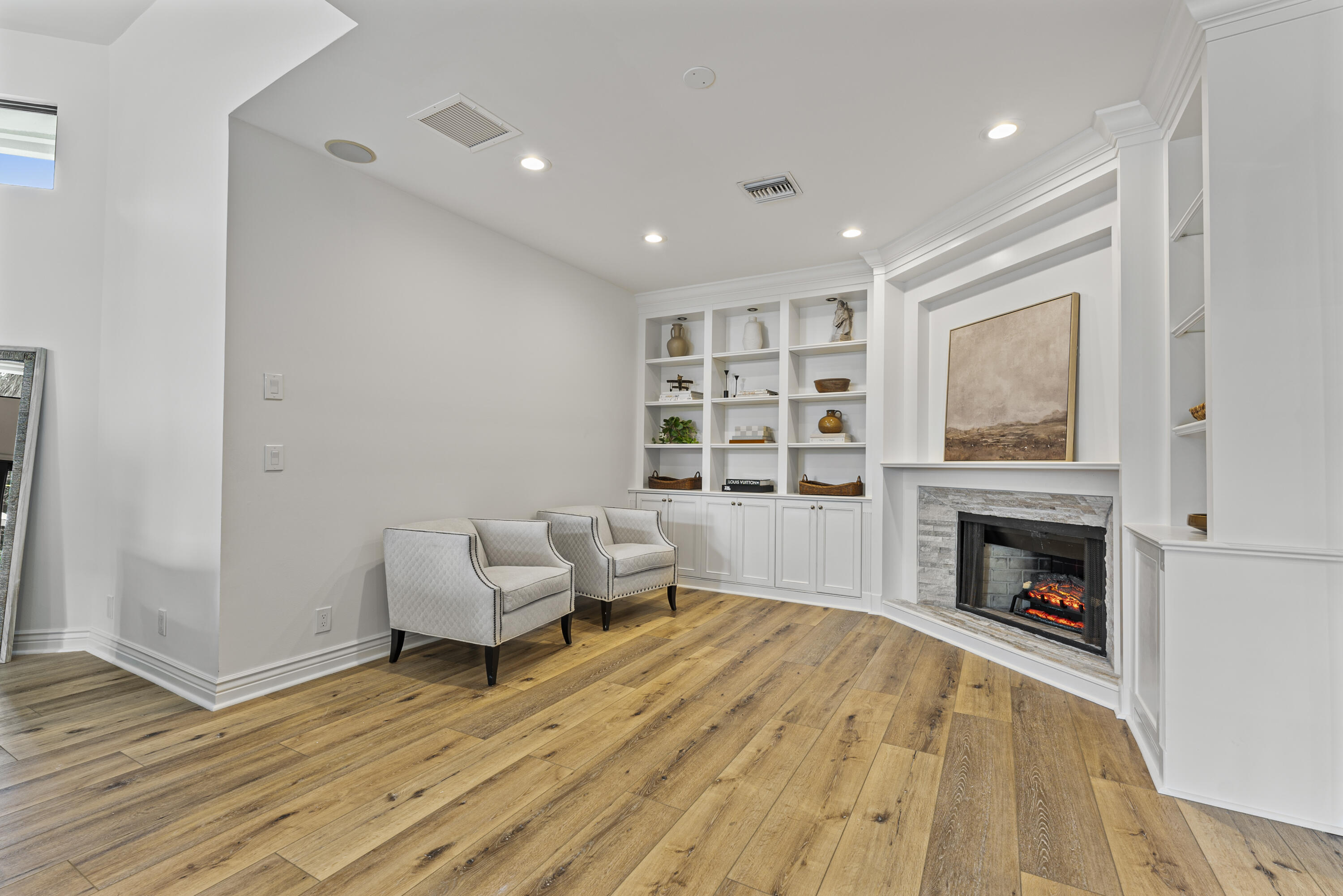 1925 Parkside Circle South Circle S