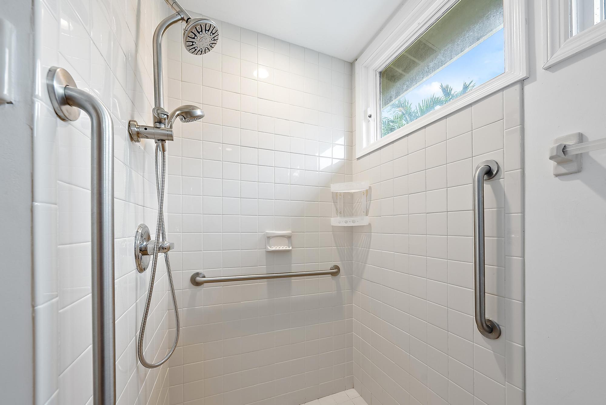 12904 Prosperity Farms Road