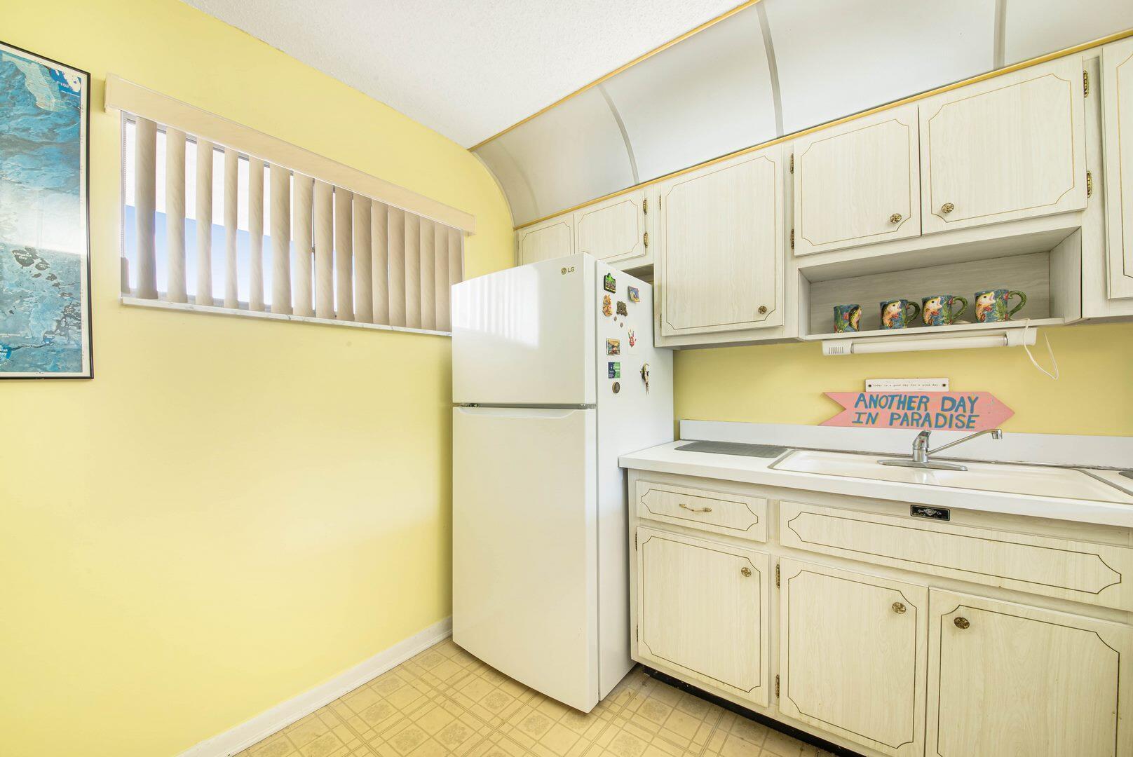 2581 N Garden Drive 306