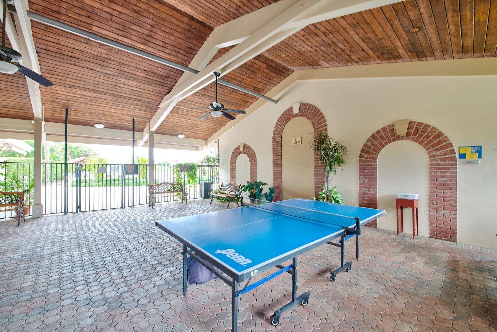 2581 N Garden Drive 306