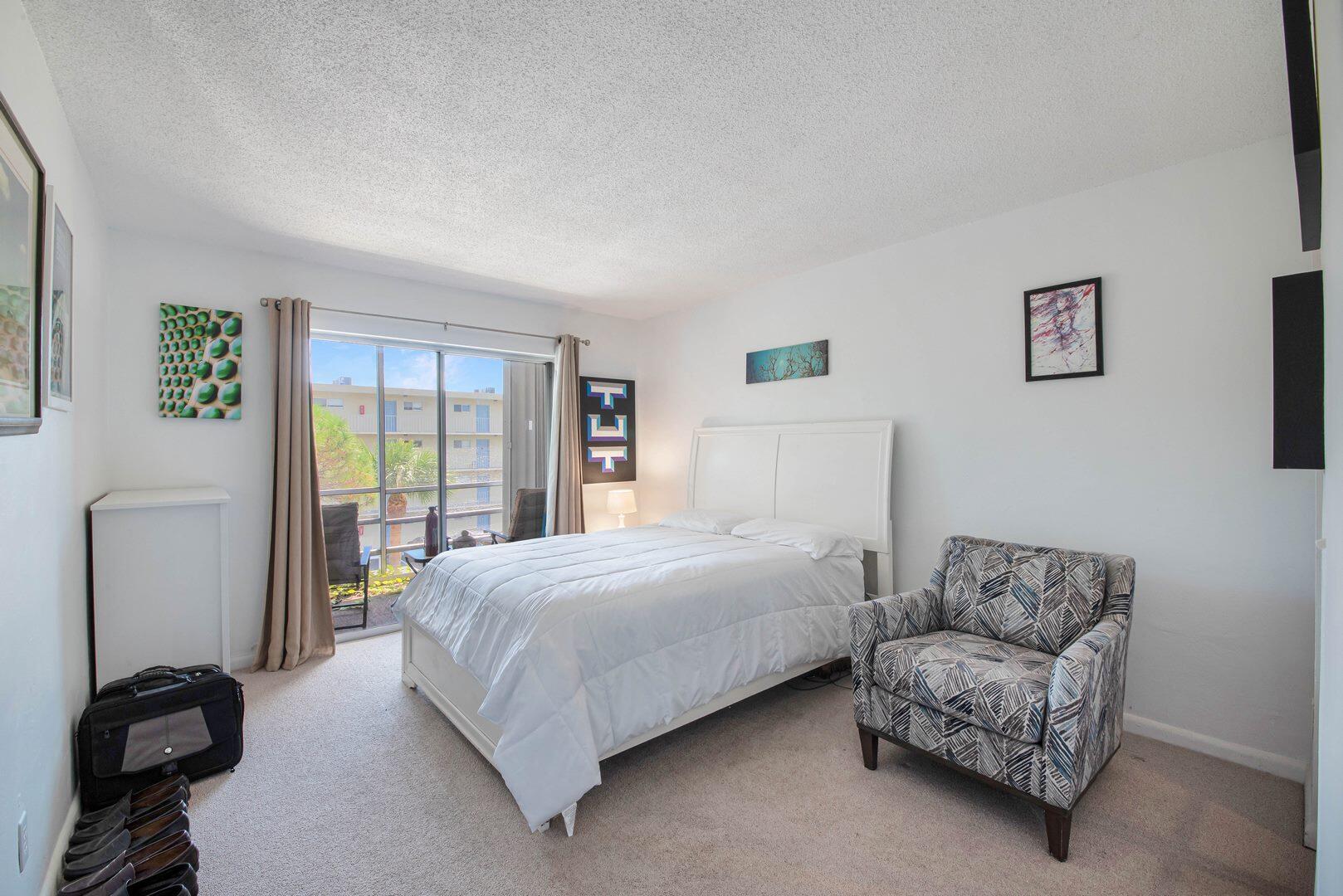 2581 N Garden Drive 306