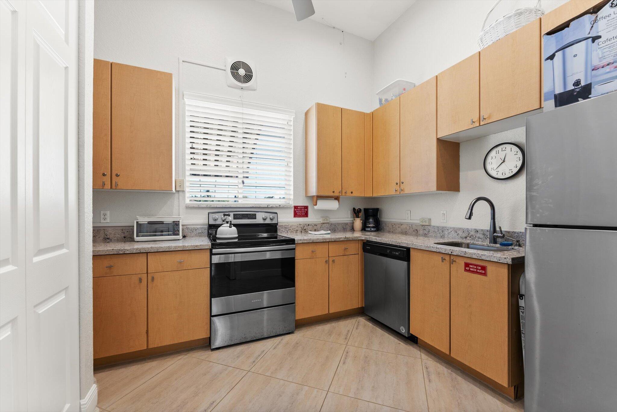 10434 Utopia Circle E