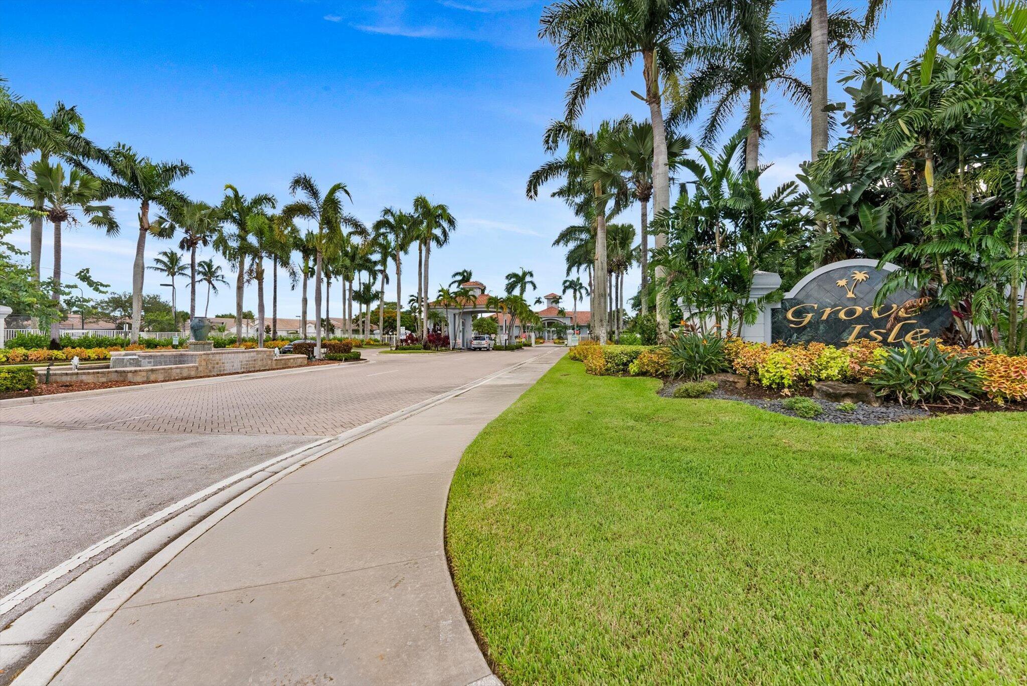 10434 Utopia Circle E