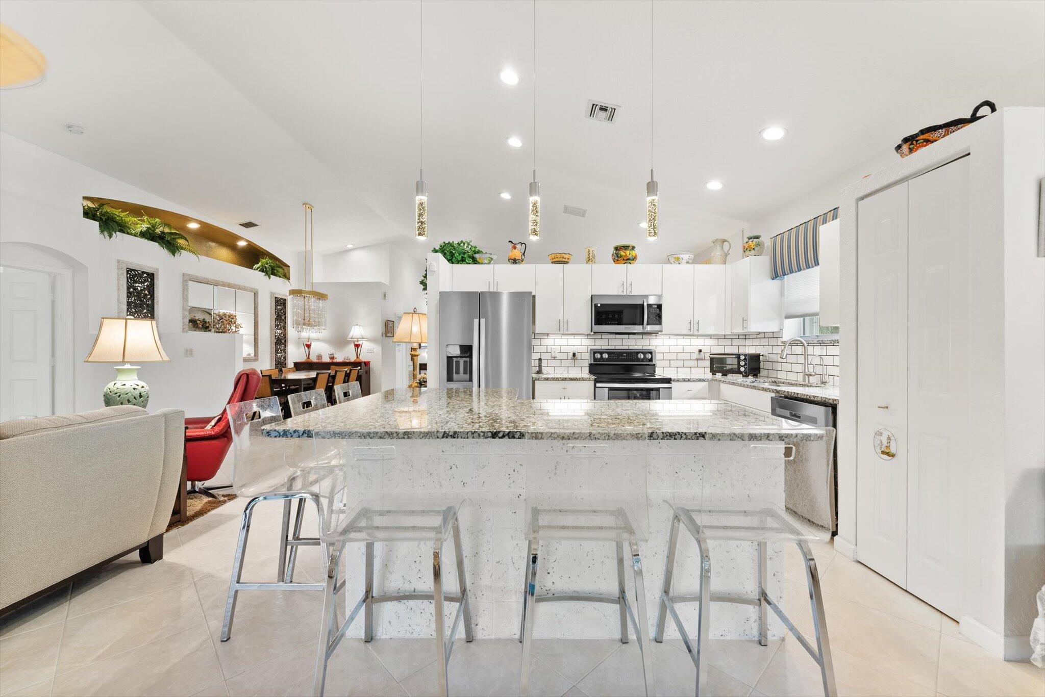 10434 Utopia Circle E