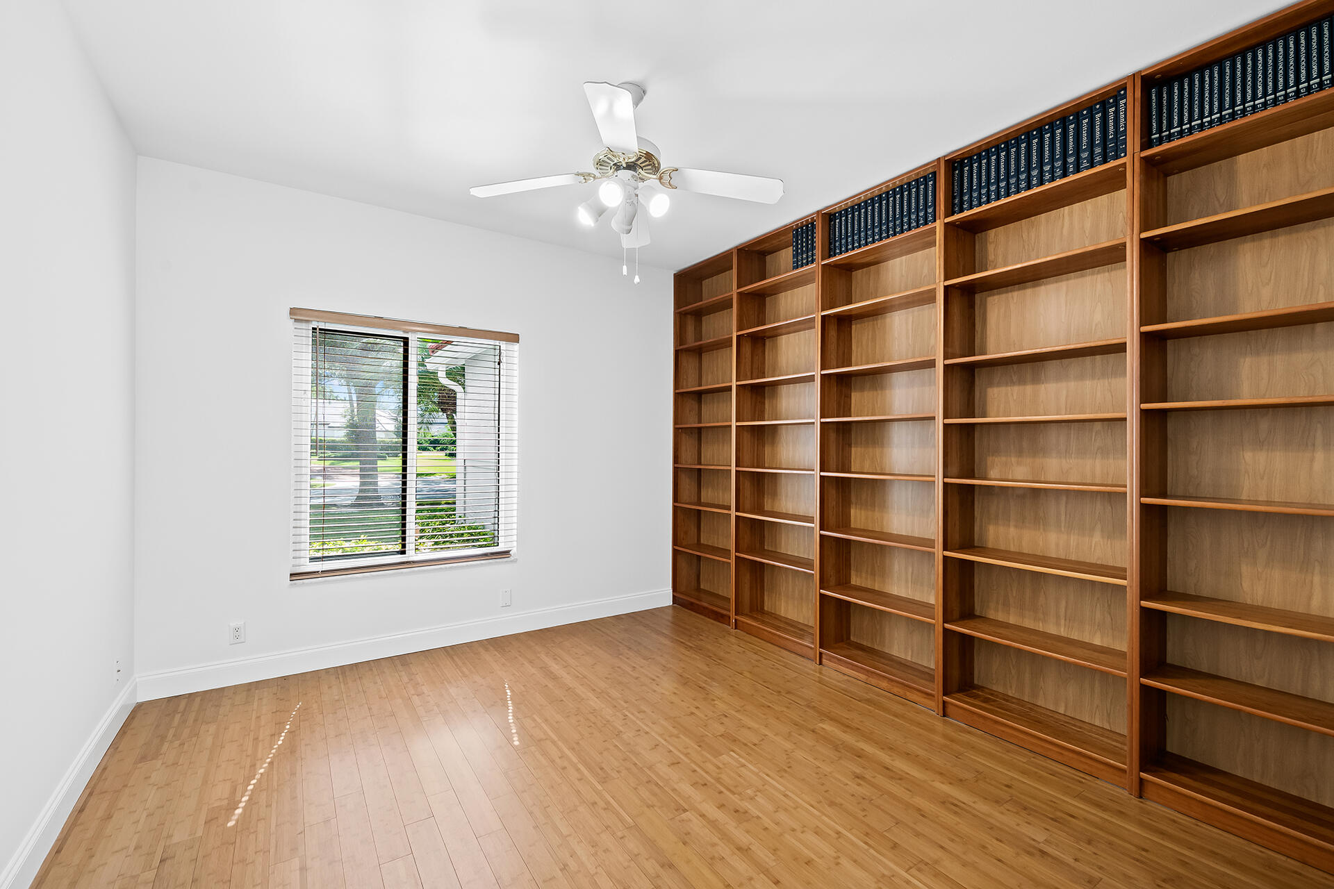 4515 NW 24th Terrace