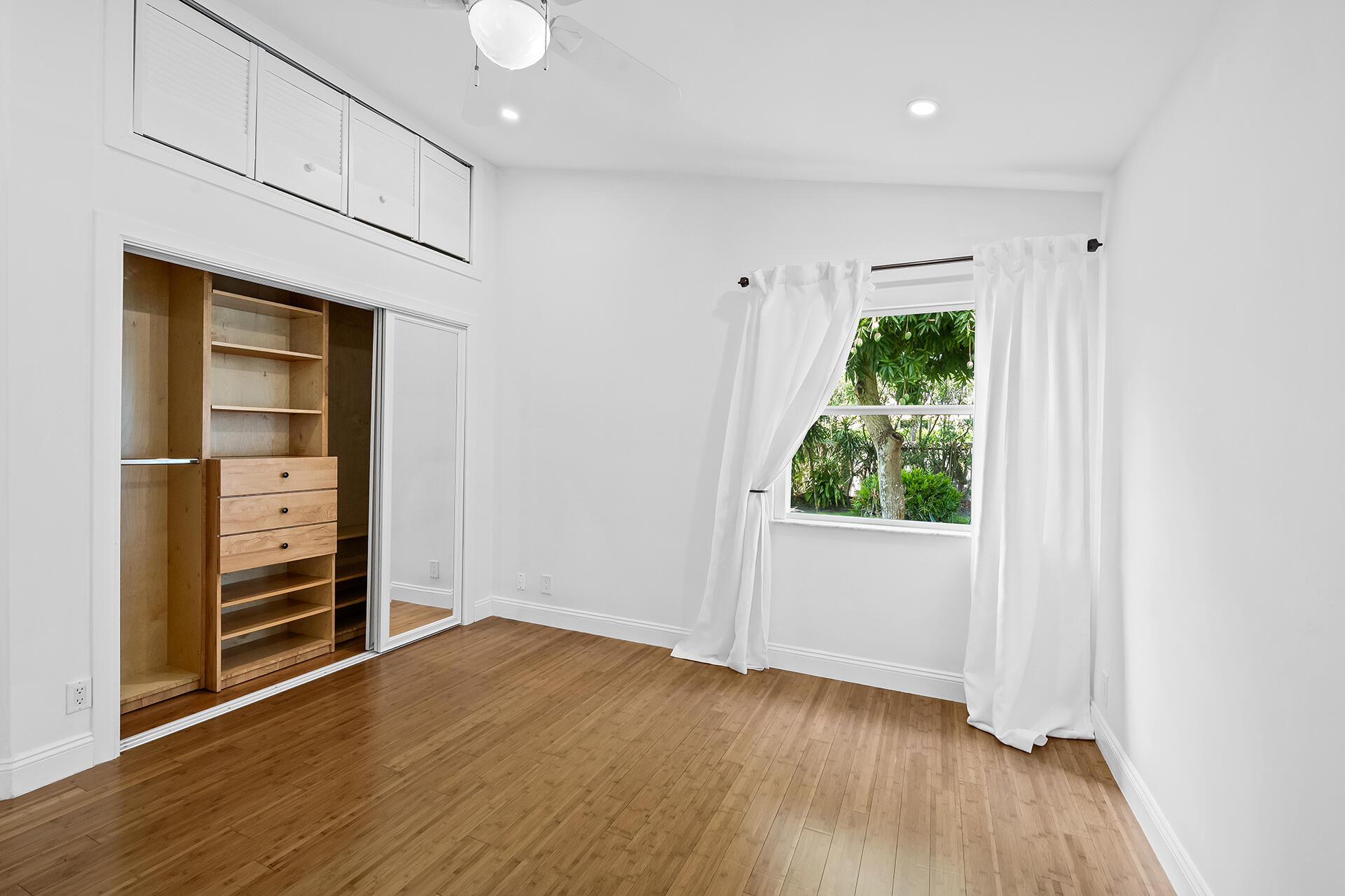 4515 NW 24th Terrace