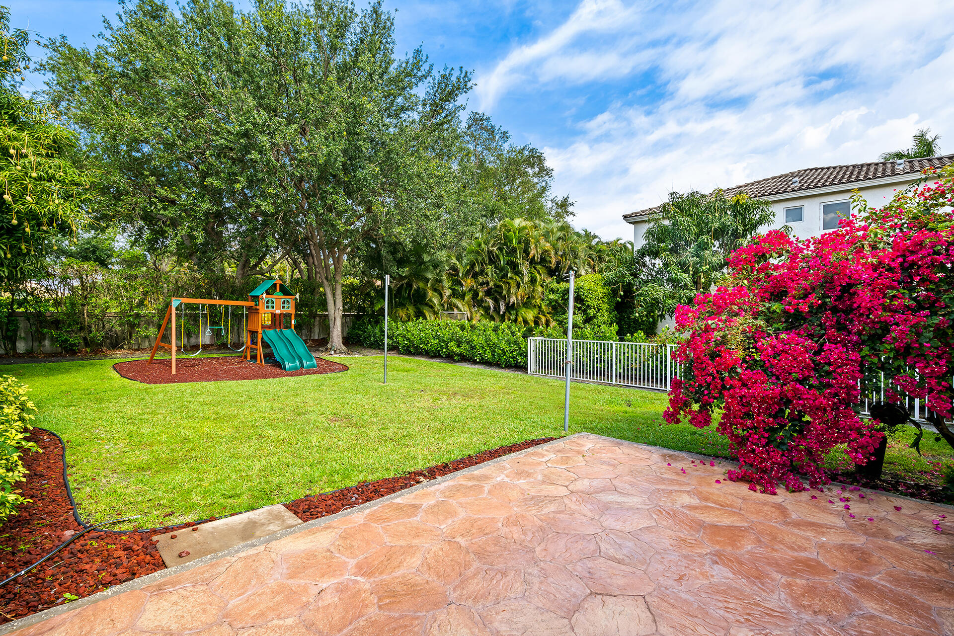 4515 NW 24th Terrace