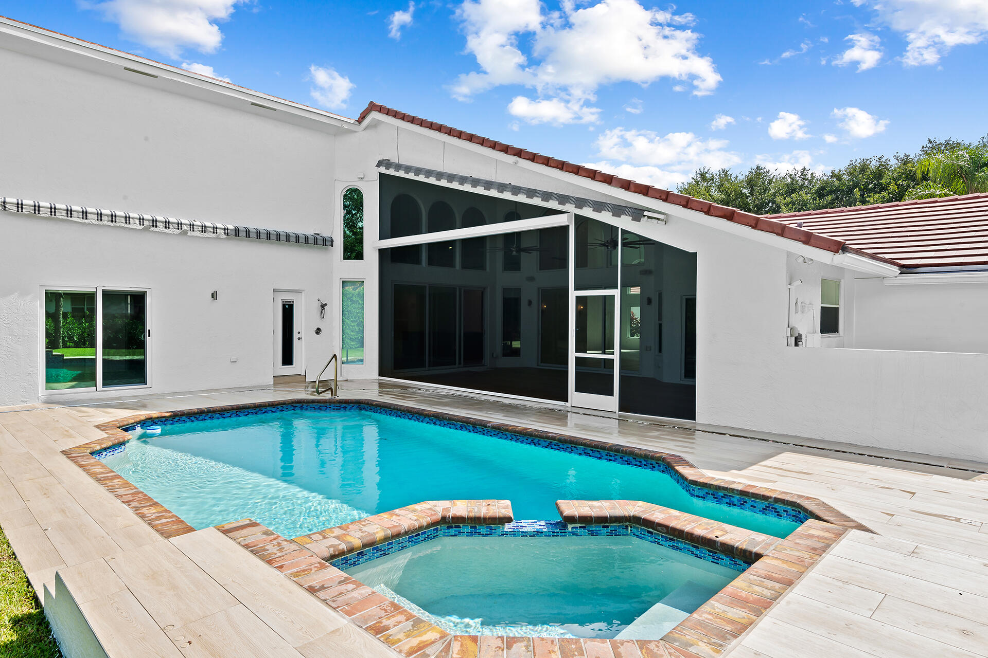 4515 NW 24th Terrace