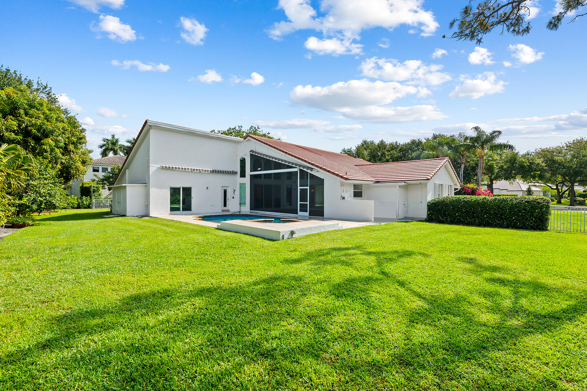 4515 NW 24th Terrace