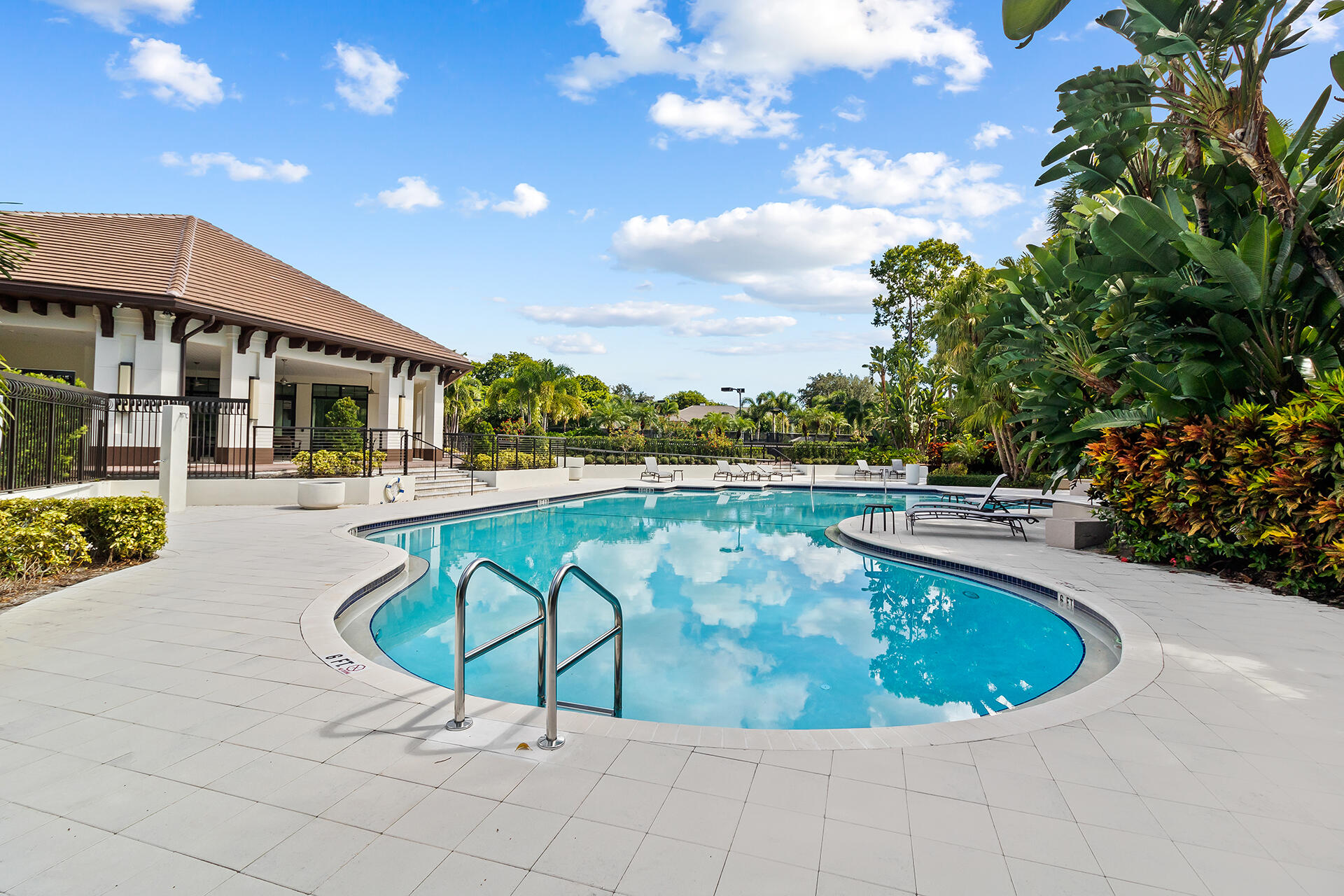 4515 NW 24th Terrace