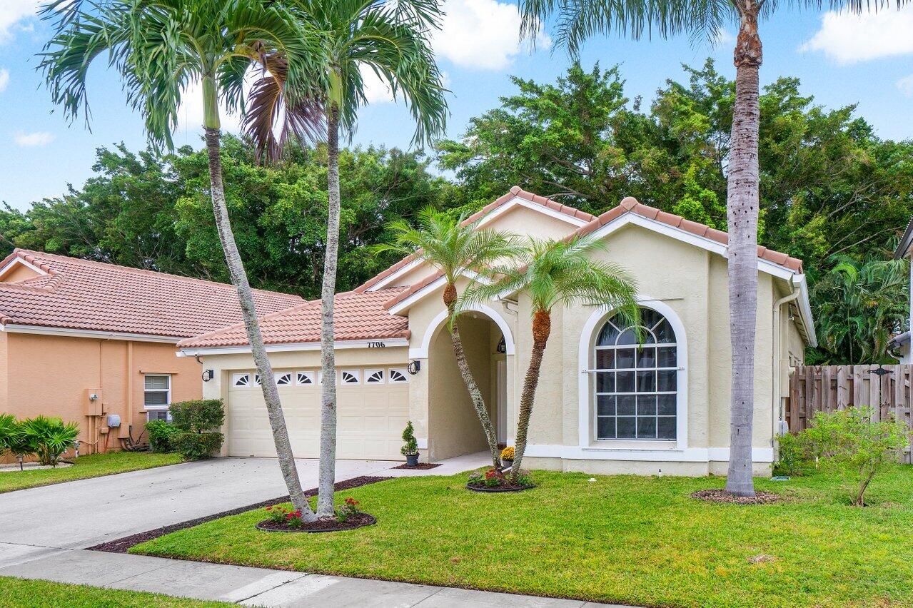 7706 Hoffy Circle