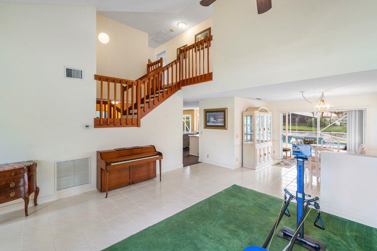 6010 Aquamarine Way