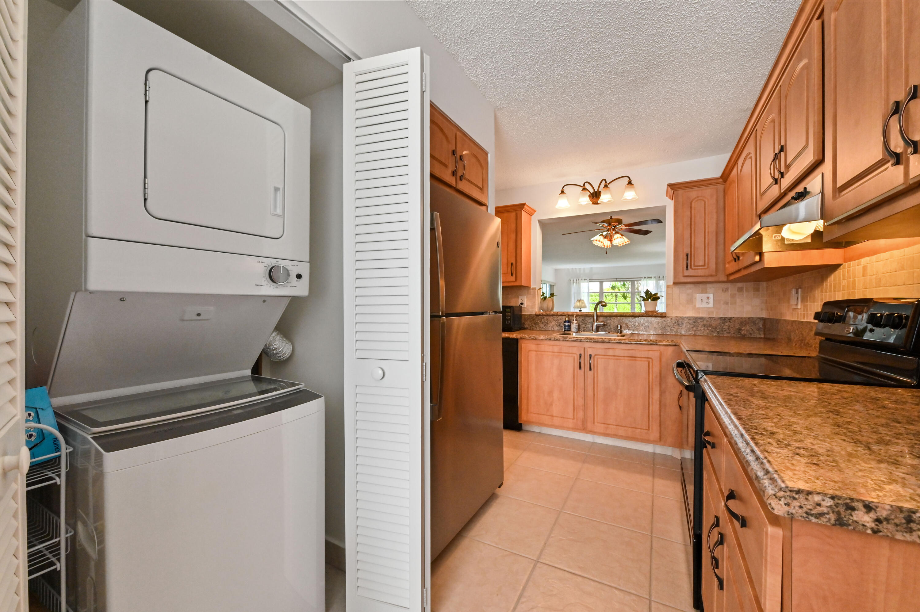 5919 Areca Palm Court B